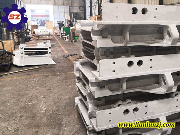 超實(shí)用！刮板機(jī)配件中部槽工藝