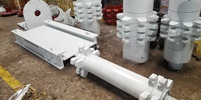 雙志機(jī)械告訴您怎樣生產(chǎn)質(zhì)量好的鍛造刮板、E型螺栓、刮板機(jī)配件