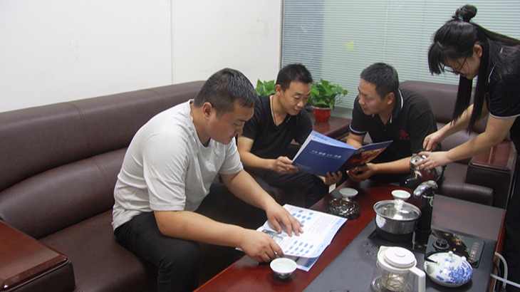 隨著網(wǎng)絡(luò)信息化的發(fā)展，互聯(lián)網(wǎng)+煤機(jī)是雙志煤機(jī)新的契機(jī)和方向