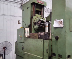 精加工（熱處理、車床、銑床加工）——兩端銑花鍵齒等