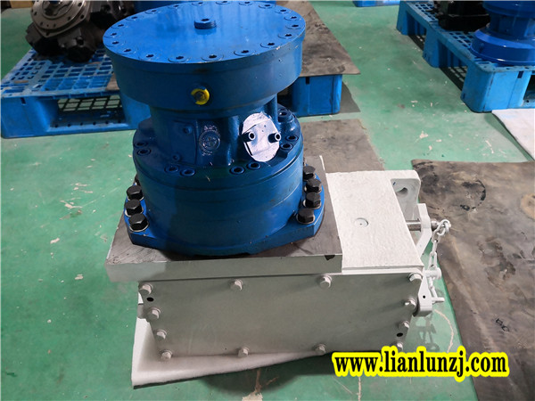 4JLC液壓緊鏈器的緊鏈過程及注意事項